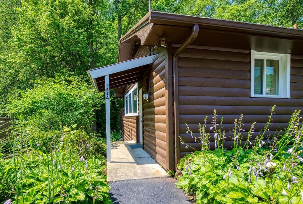 Black Bear Falls - With An In-Law Suite Gatlinburg Exterior photo