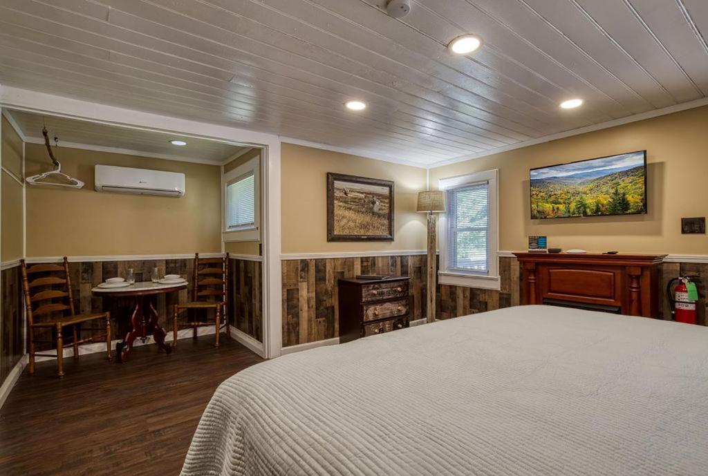 Black Bear Falls - With An In-Law Suite Gatlinburg Exterior photo